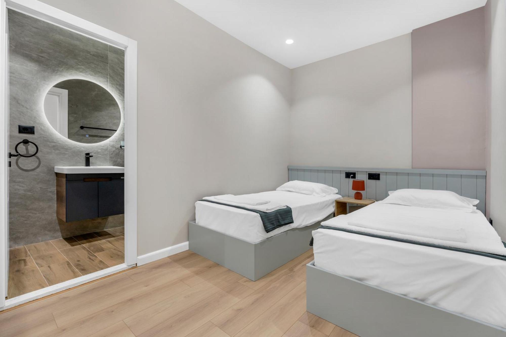 The Nook City Centre En Suite Berat Exterior photo