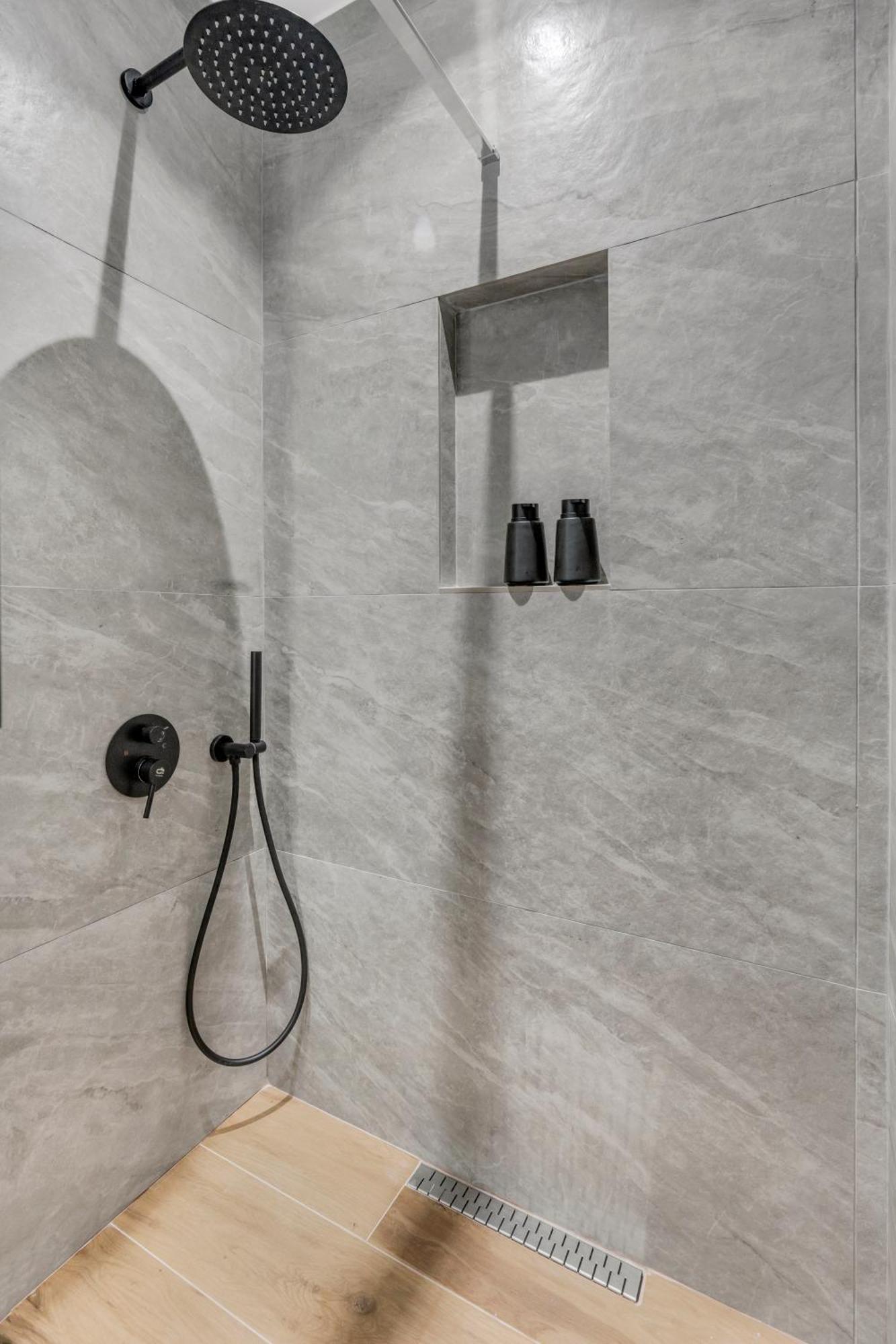 The Nook City Centre En Suite Berat Exterior photo